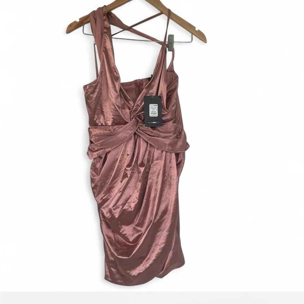 Fashion Nova Satin Dress in Rose